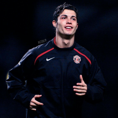 自称海牛翻译的用户：海牛不欠兰克尔-泽工资，还给他预支钱（自称海牛翻译者称：海牛未欠兰克尔-泽薪水，反而曾预支款项）