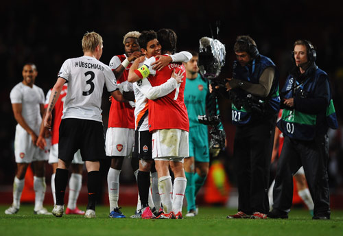 佛罗伦萨主帅：输给洛桑我负全责，周日的联赛是毕生之战（佛罗伦萨主帅：不敌洛桑我承担全部责任，周日联赛是生涯之战）