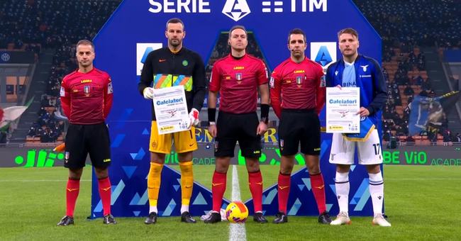 TA：埃切韦里倾向于租借加盟英超俱乐部；德甲球队也有意尼潘（TA：埃切韦里更倾向以租借形式加盟英超；德甲多队有意尼潘）