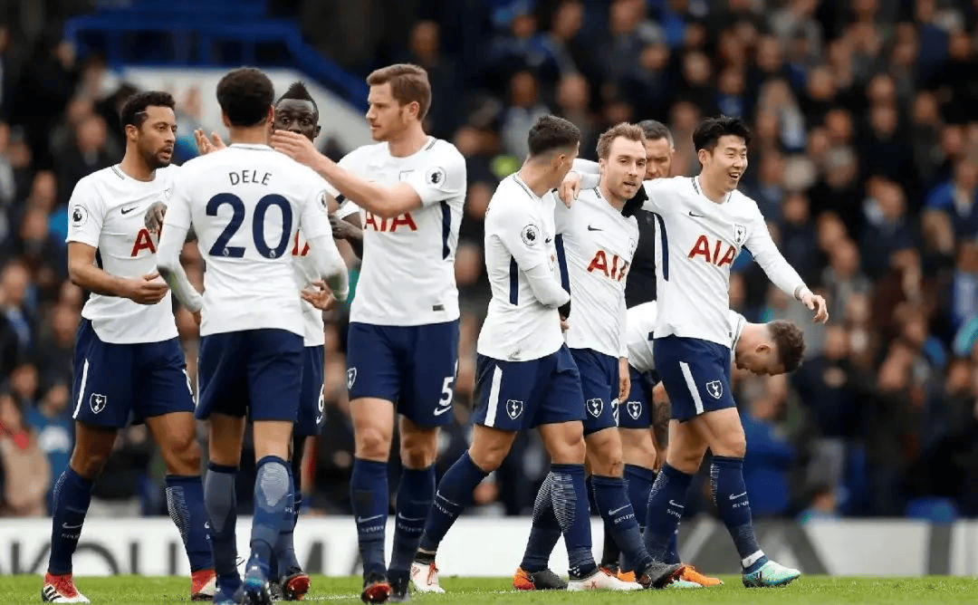 FIFA年度奖项汇总：登贝莱当选男足最佳球员，恩里克最佳主帅（FIFA年度大奖盘点：登贝莱荣膺最佳男足球员，恩里克加冕最佳主教练）