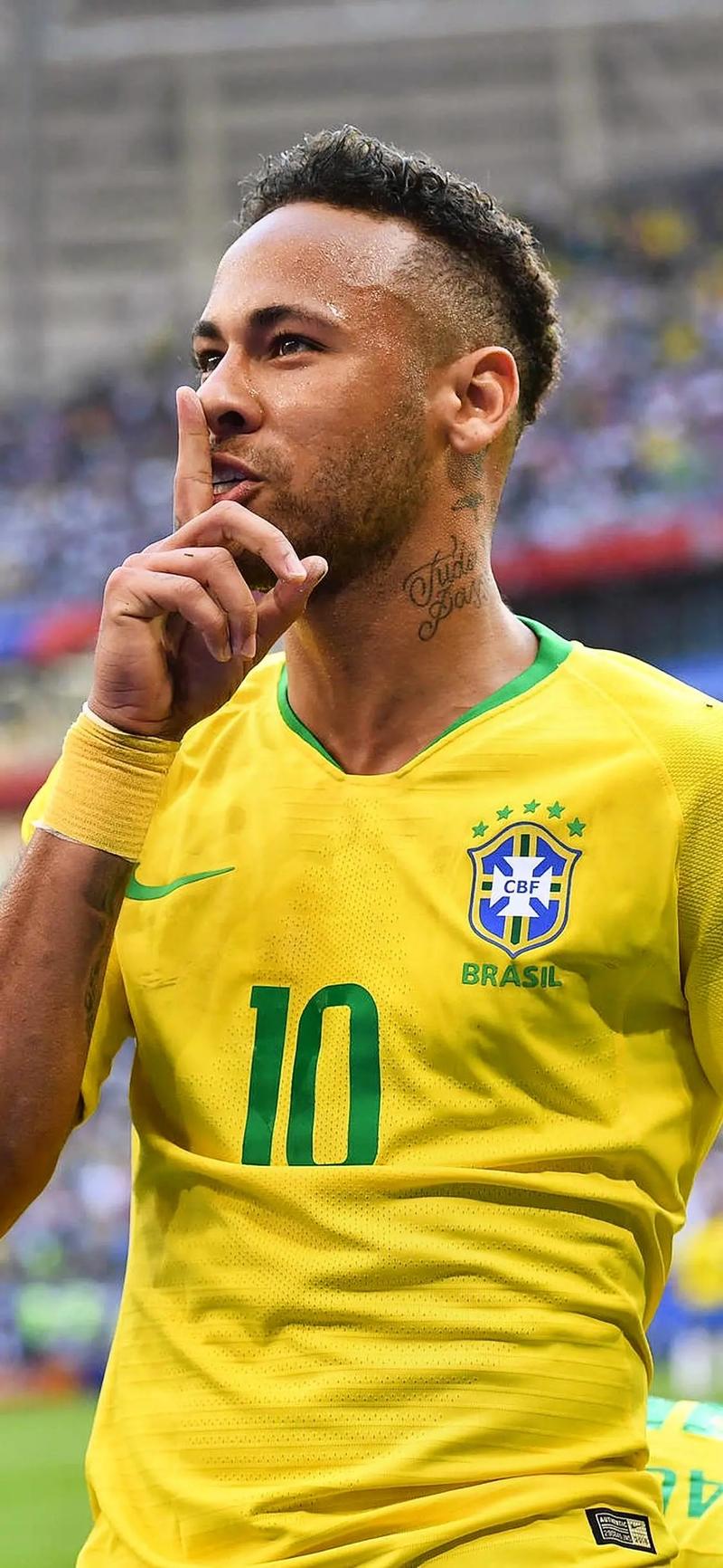 斯帕莱蒂：踢那不勒斯时我的选择出错了；热格罗瓦明天会首发（斯帕莱蒂：对阵那不勒斯我做出了错误选择；热格罗瓦明日将首发）